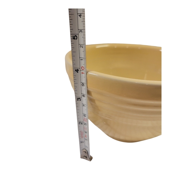 Fiesta Small Prep Bowl in Ivory – 1 1/8 Quart – #0816 – Post 86 – USA – Retired - Picture 4 of 5